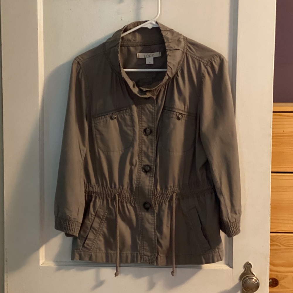 LOFT gray jacket with 3/4 length sleeves